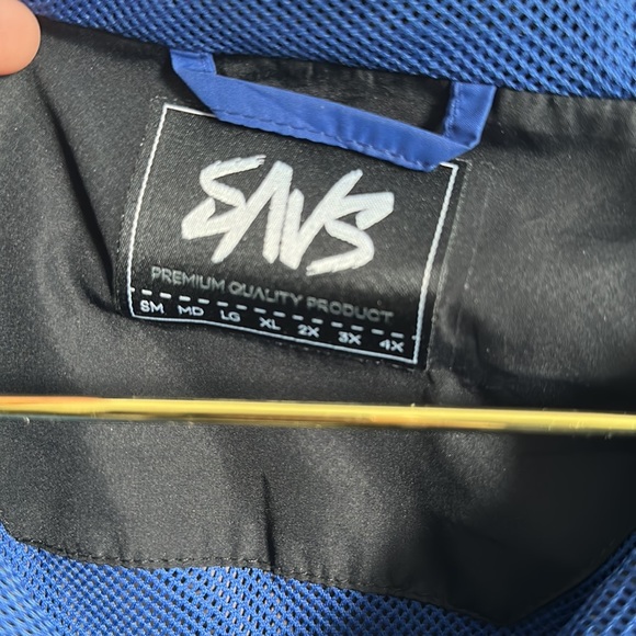 Savs windbreaker - Picture 4 of 4